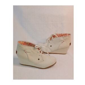 MADPOLE Wedges Womens Size 8 Shoes Heels Platforms Canvas Cream